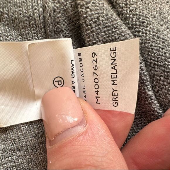 Marc Jacobs Sweater gray 100% wool silk long sleeve embellished buttons size XS - Picture 6 of 9